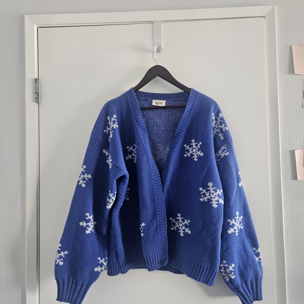 Blue Snowflake Women's Sweater